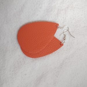 Tear drop dangle earrings